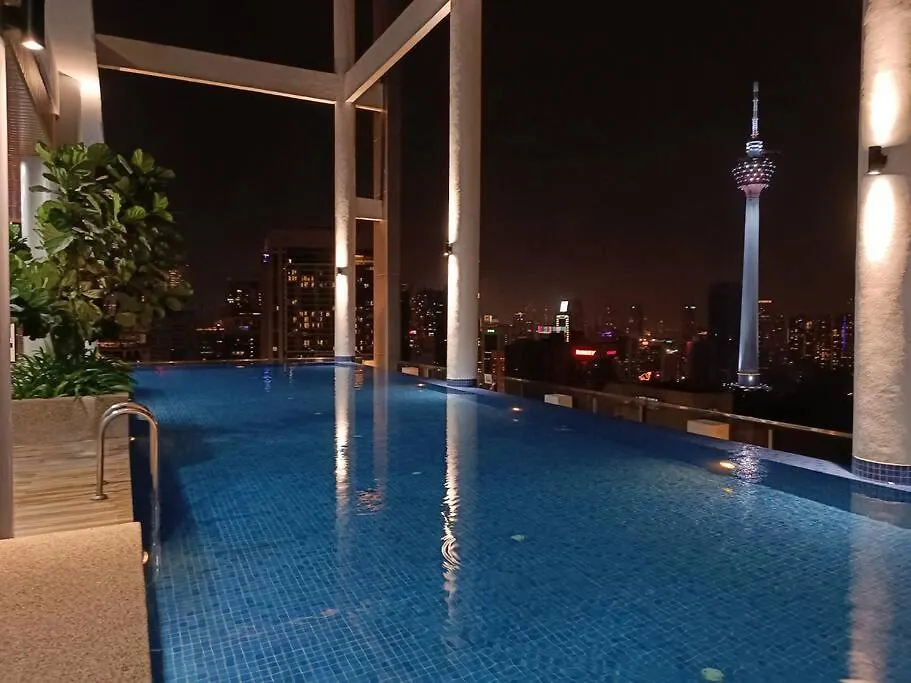 Col137A Modern Balcony Klcc View & Infinity Pool Lejlighed Kuala Lumpur